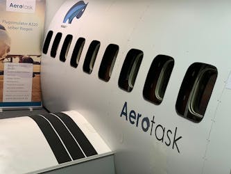 60-minute flight in the Airbus A320 flight simulator in Munich